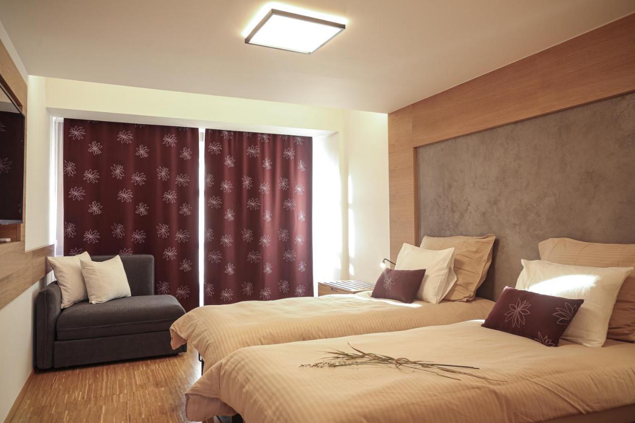 Par Pokoju Microhotel Zlín Kültér fotó